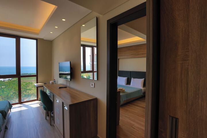 Room 21 of 41