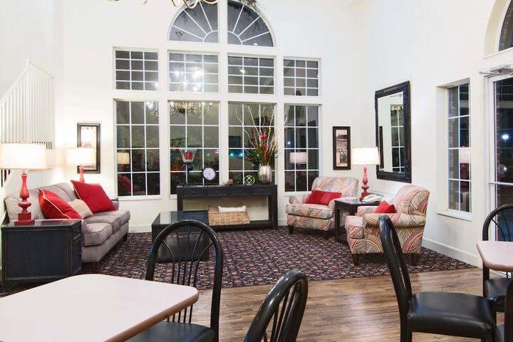 Hotel Interior 4 of 18