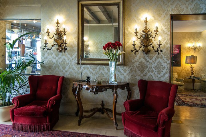 Lobby Photos