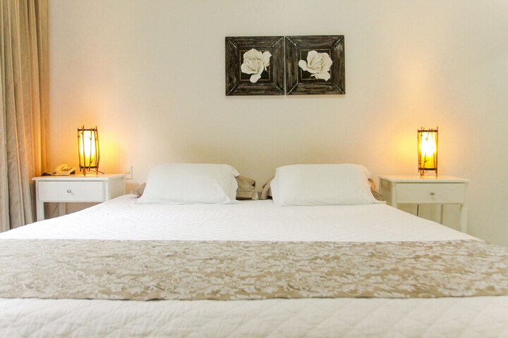 Room 25 of 48