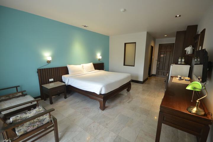 Room 7 of 35