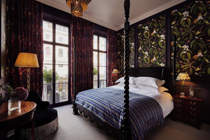 Room 41 of 70