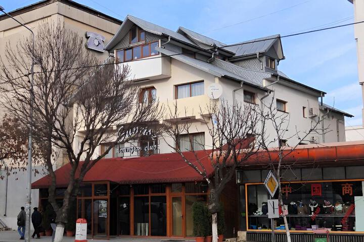 Sunrise Hotel
