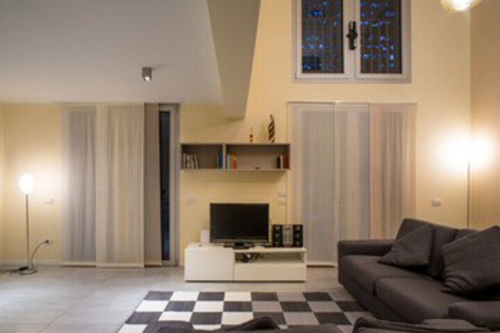 Room 17 of 29