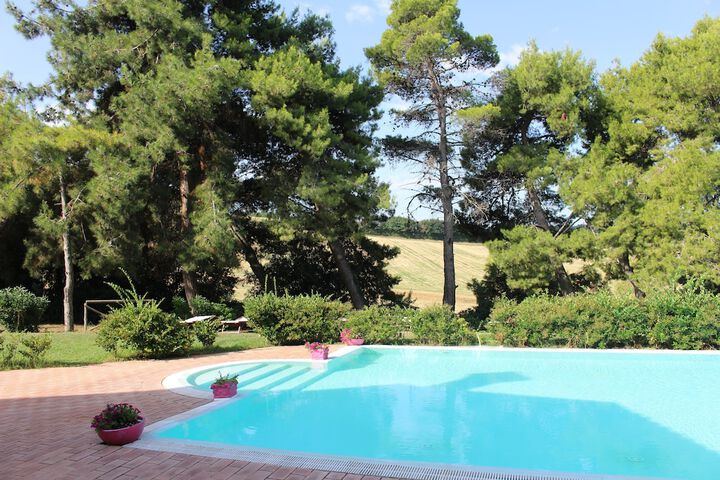 Pool 13 of 31