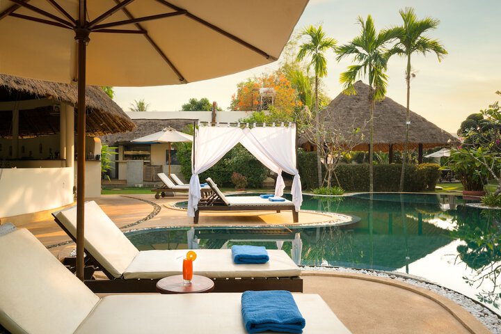 Pool 79 of 138
