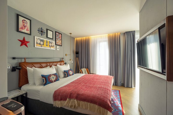 Room 58 of 147