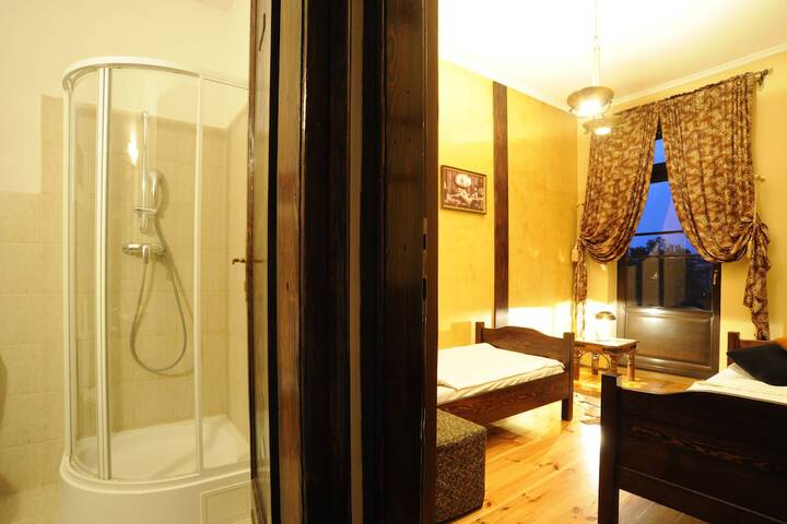 Room 20 of 54