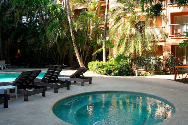 Pool 43 of 63