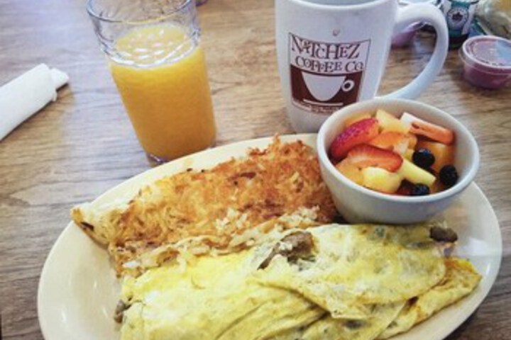 Breakfast/Coffee Service 64 of 123