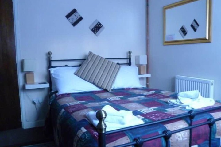 Room 3 of 22