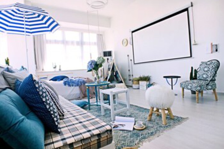 Room 11 of 20
