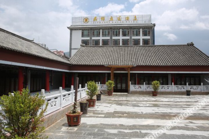 Dingfeng Manor Hotel