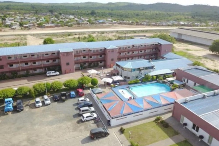 Hotel 37 of 39