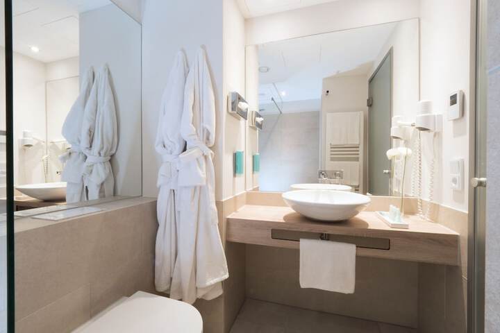 Clean Restrooms