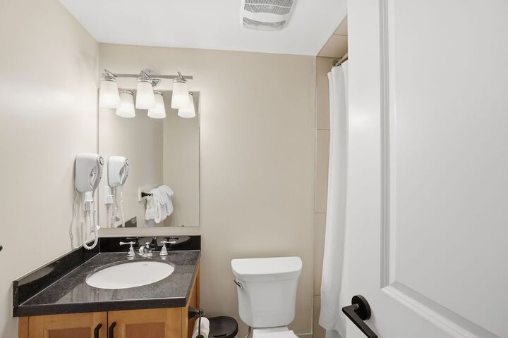 Room 418 of 457