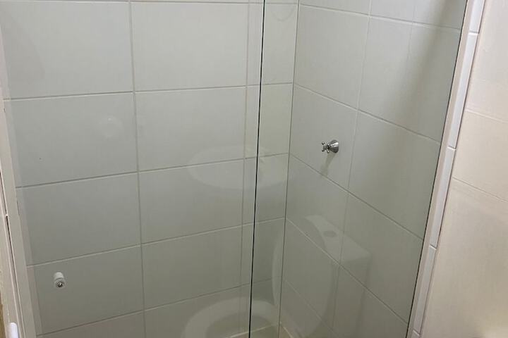 Room 15 of 34