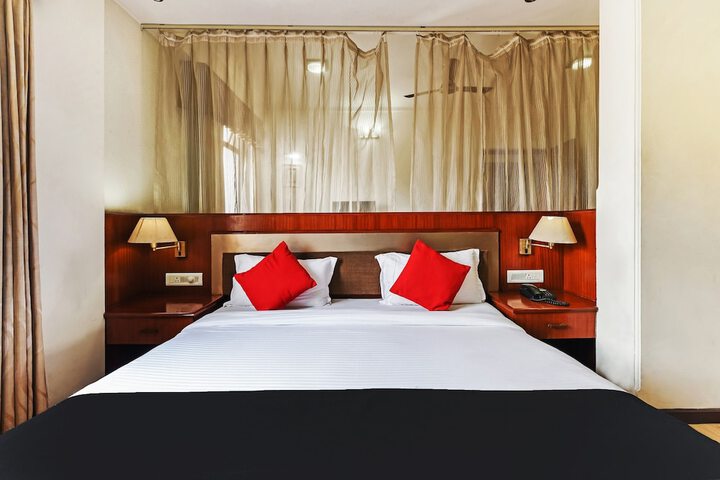 Room 15 of 49