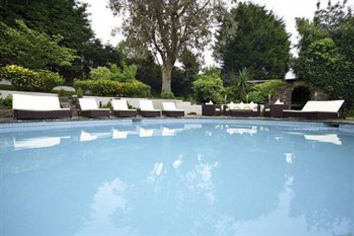 Pool 95 of 118