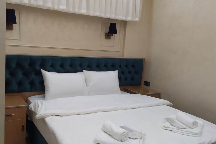 Room 21 of 111