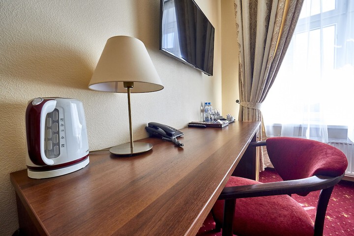 Room 7 of 75