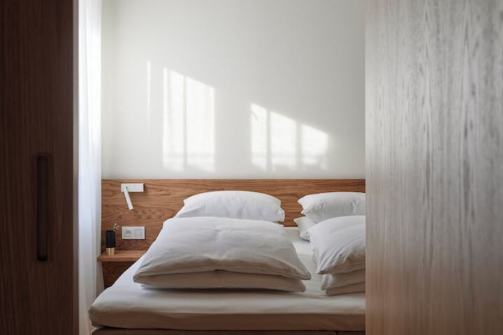 Room 17 of 62