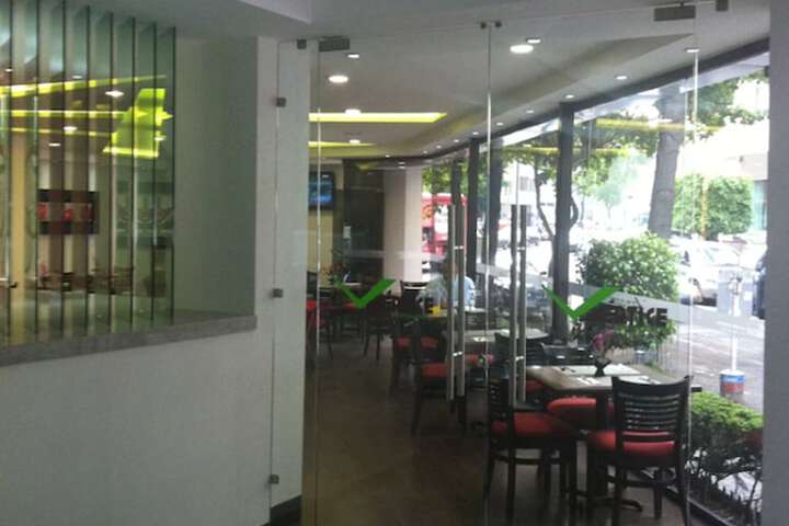 Dining Photos