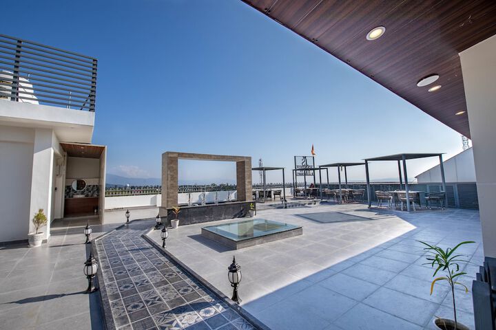 Terrace/Patio 17 of 42