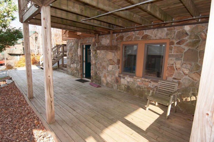 Terrace/Patio 11 of 35