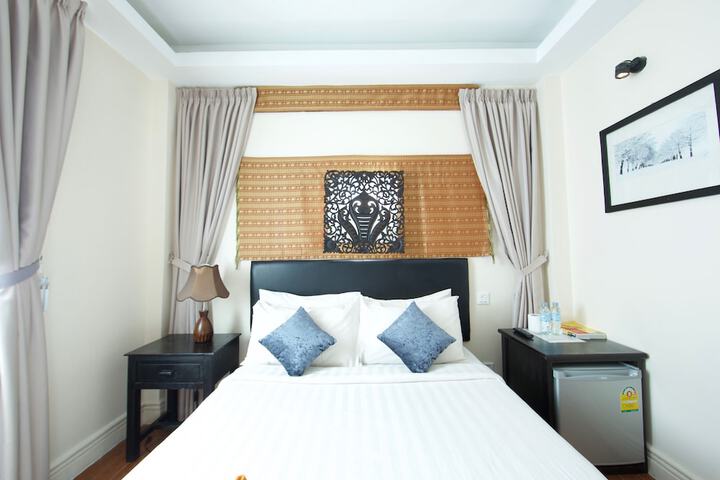 Room 18 of 64