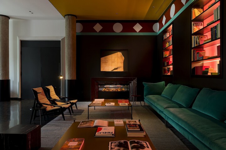 Hotel Interior 6 of 105
