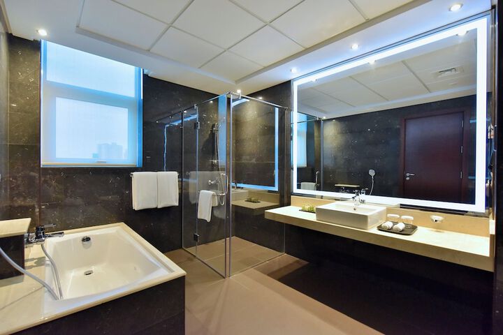 Room 49 of 82