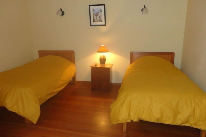Room 9 of 23