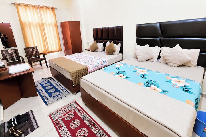 Room 5 of 15