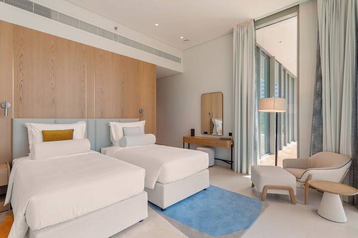 Room 56 of 132
