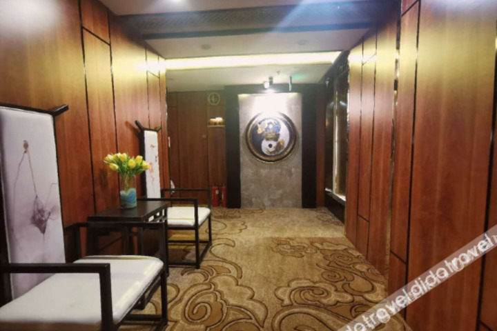 Hotel Interior 9 of 26