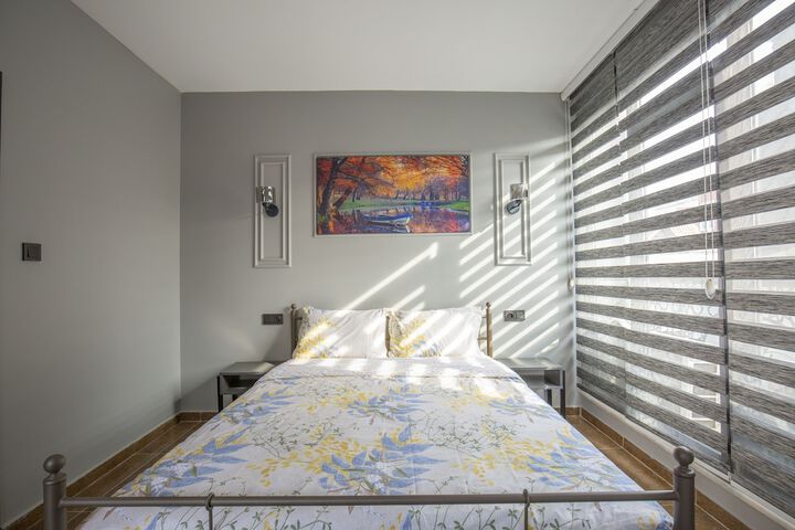 Room 10 of 44
