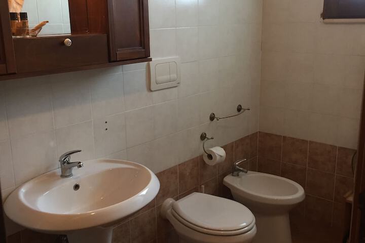 Room 19 of 46