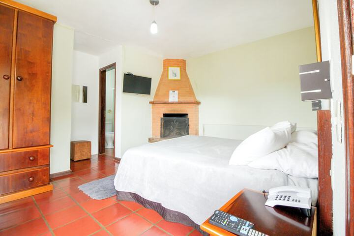 Room 55 of 240