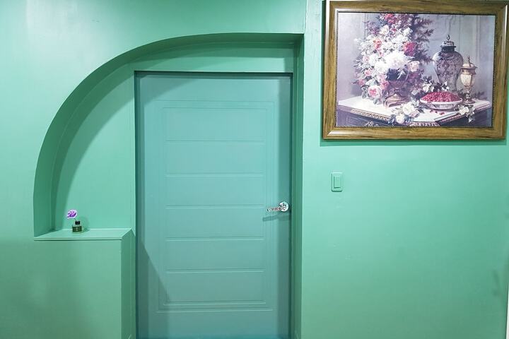 Room 7 of 131
