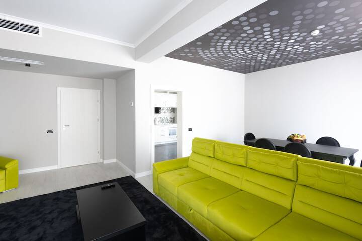 Room 30 of 59
