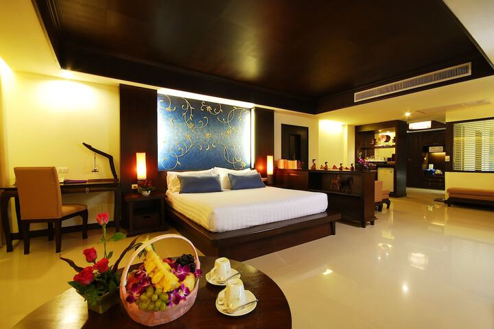 Room 10 of 41