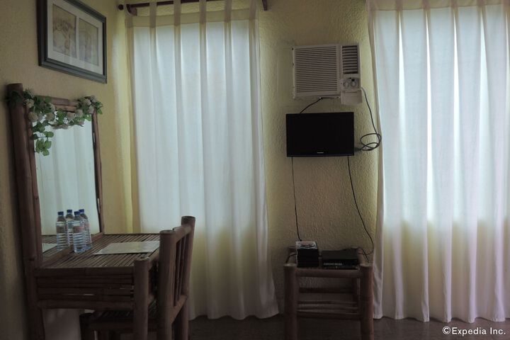 Room 33 of 70