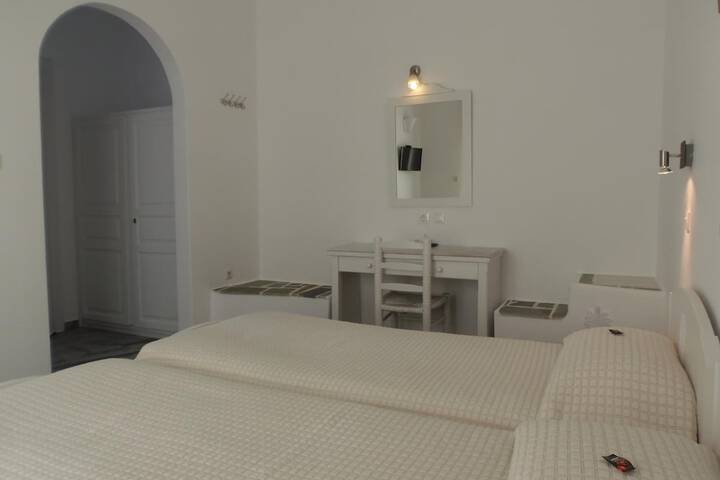 Room 10 of 54