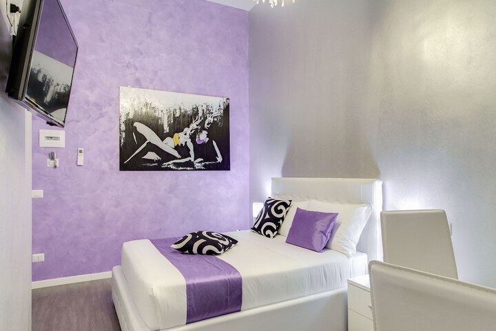 Room 16 of 45