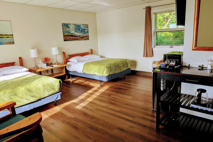 Room 13 of 27