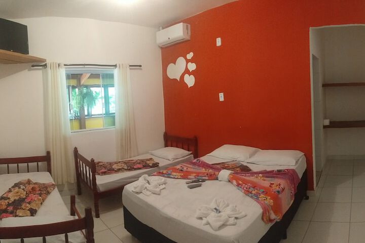 Room 8 of 135