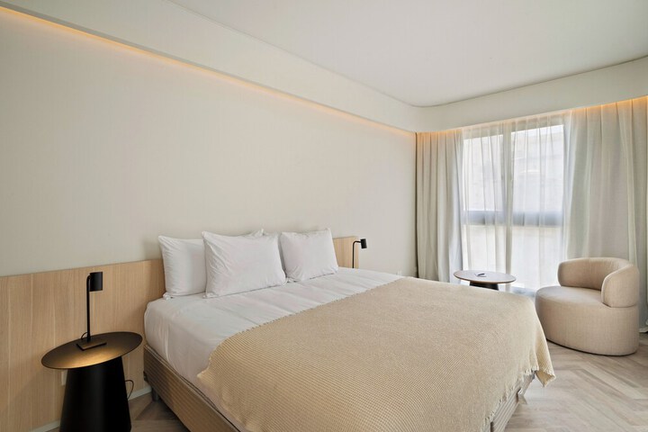 Room 20 of 72