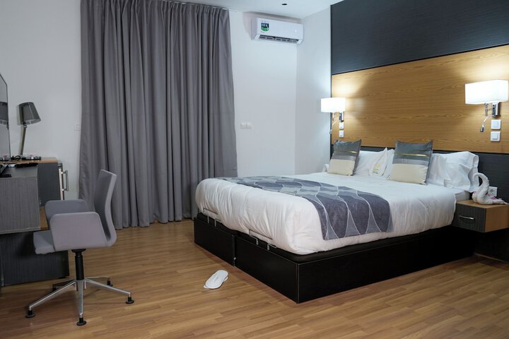 Room 29 of 66