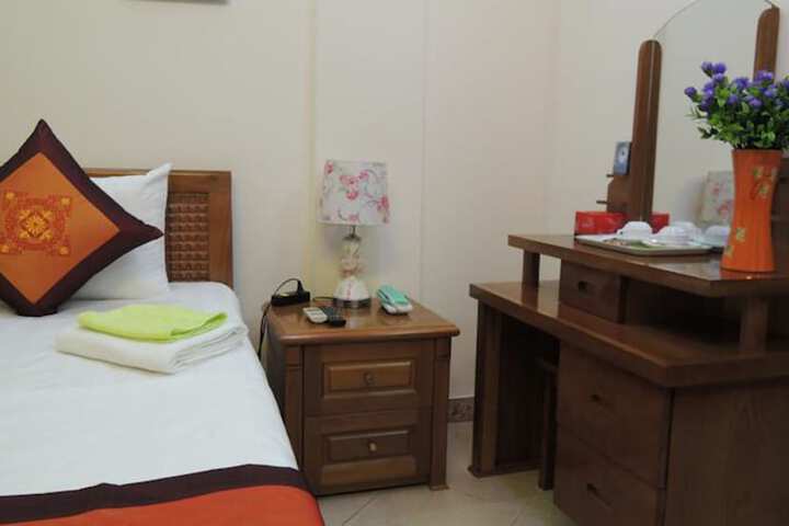 Room 16 of 31